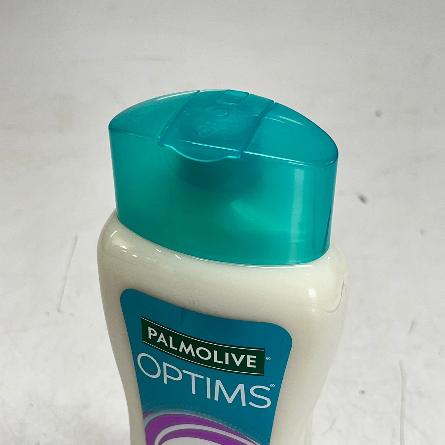PALMOLIVE OPTIMS (2 PACK) Hialuronic + Vital Keratina Deep Hydrate Shampoo 680ML