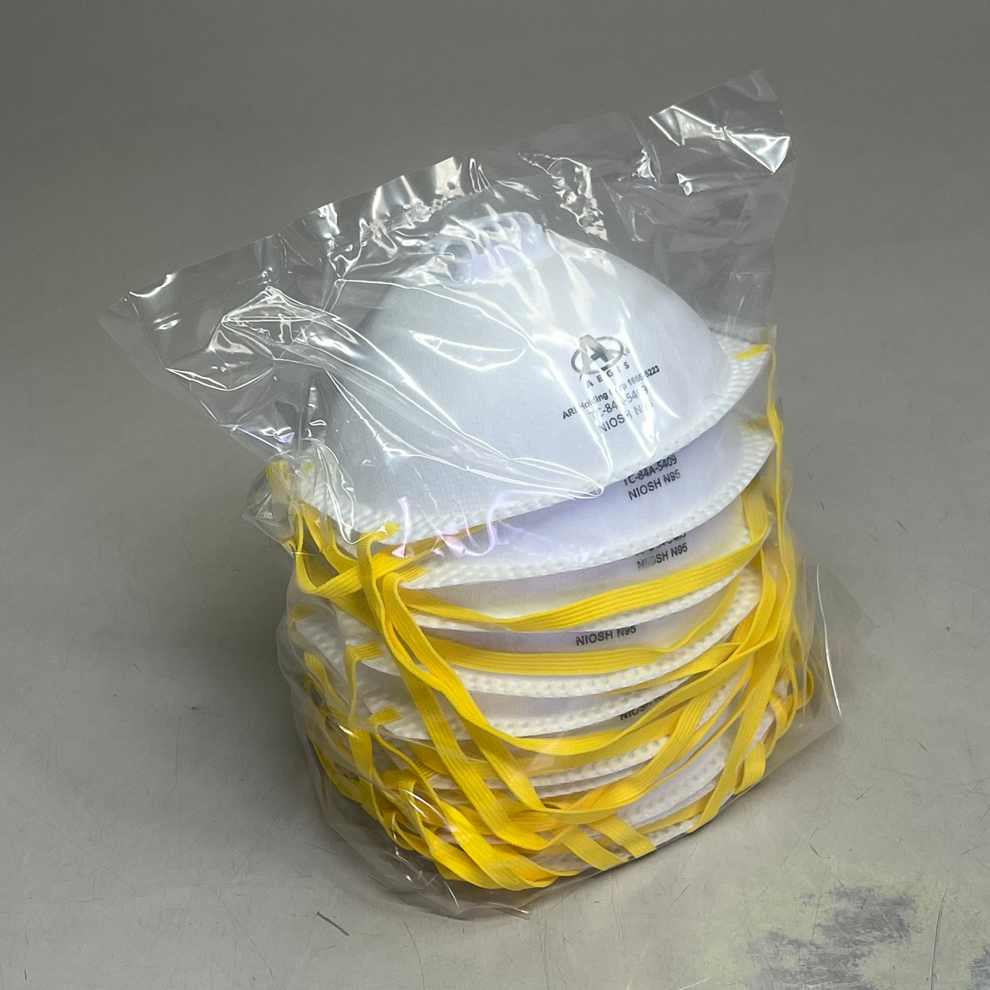 AEGIS (2 PACK, 10 per Box) N95 Disposable Respirator & Exhalation Valve 152625