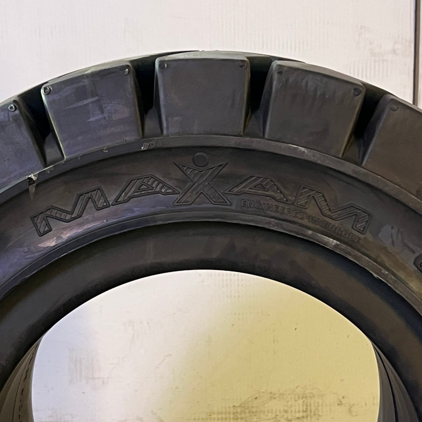 MAXAM Forklift Tire Sz 23x10-12 MS701+TR
