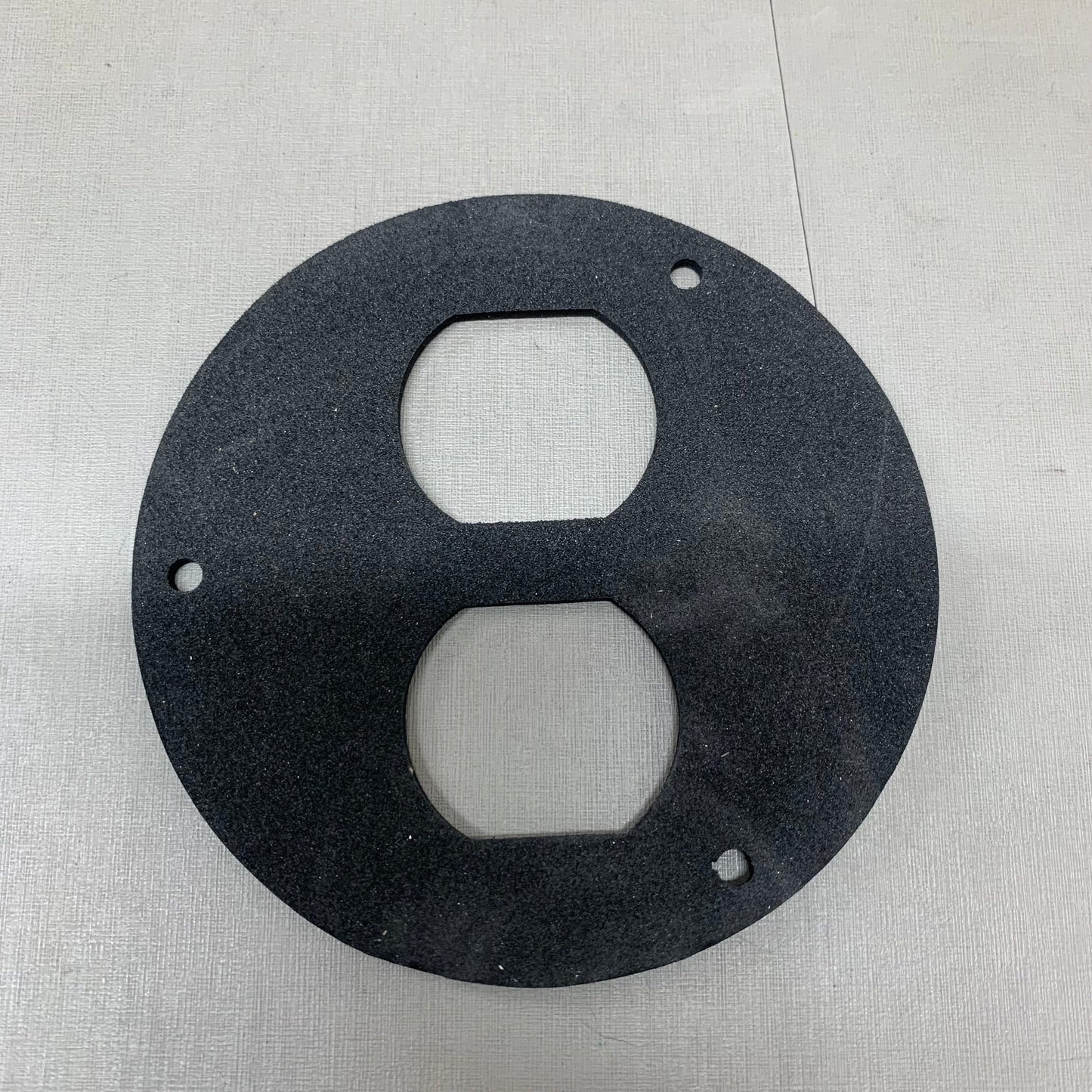 NEWHOUSE Low Profile Floor Box Cover Brass 8150BR