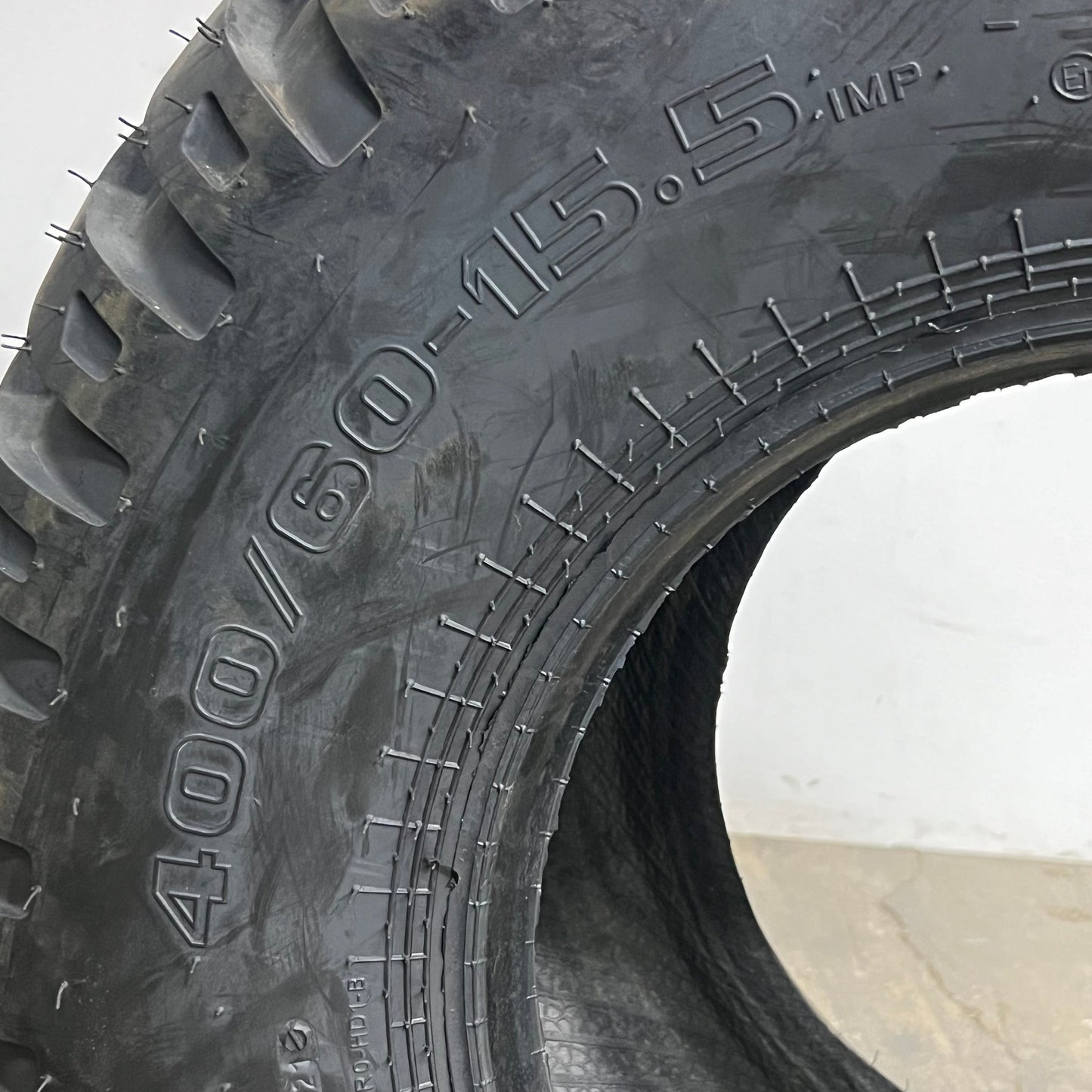 ASCENSO Agriculture Farming Implement Tire IMB 161 Size 400/60-15.5