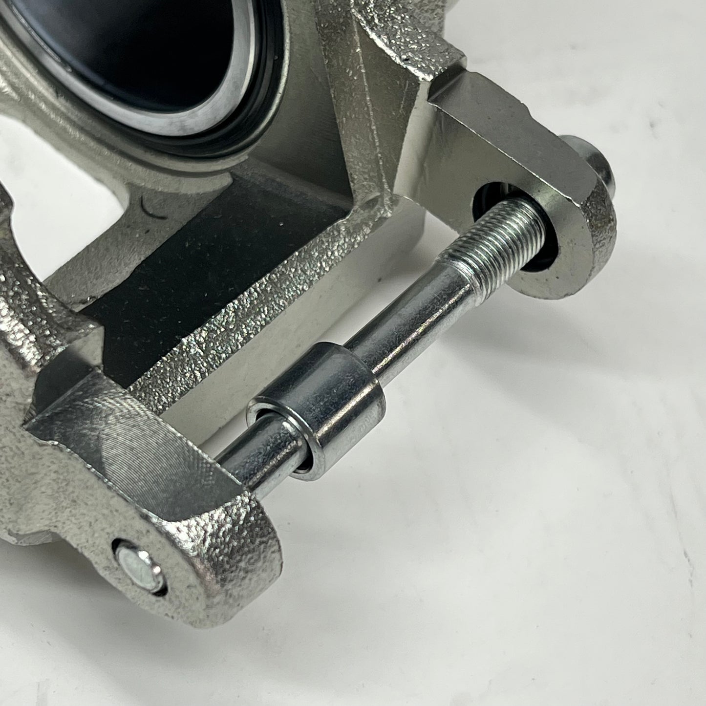 QUALITY BUILT Remanufactured Disc Brake Caliper Front Right Silver BC5122