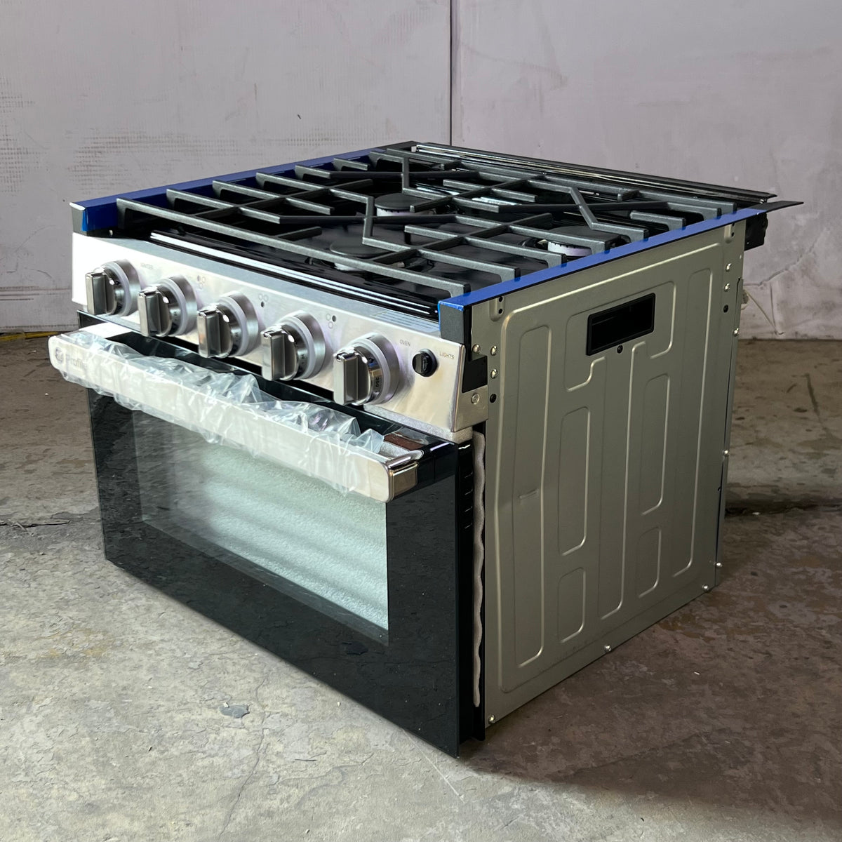 PROFILE RV Range Oven Drop-In LP Gas Stovetop Sz 16.25" x 21.5" x 21.5" - PLD617RTSS/PLD621RTSS