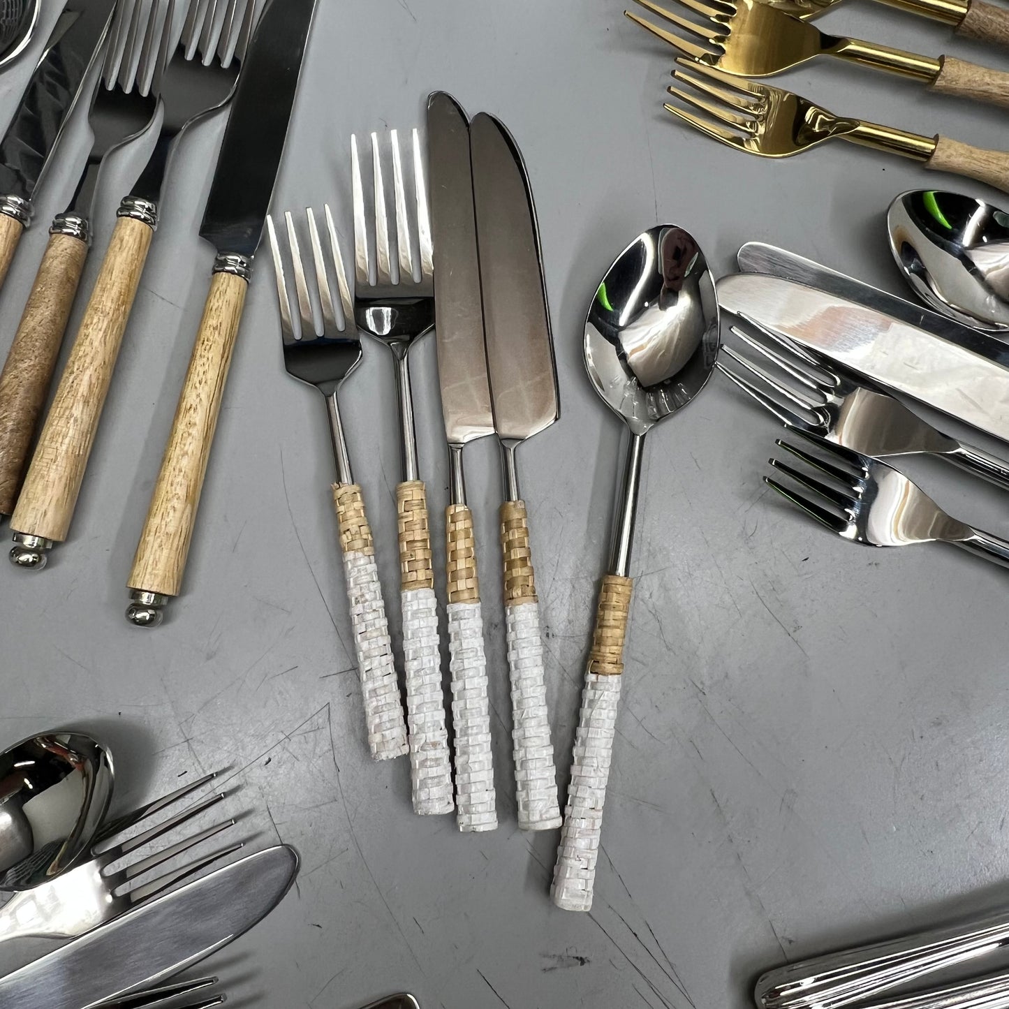 ZA@ PAYWUT Assorted Cutlery, Wine Glasses, and Commercial Dishwasher Rack