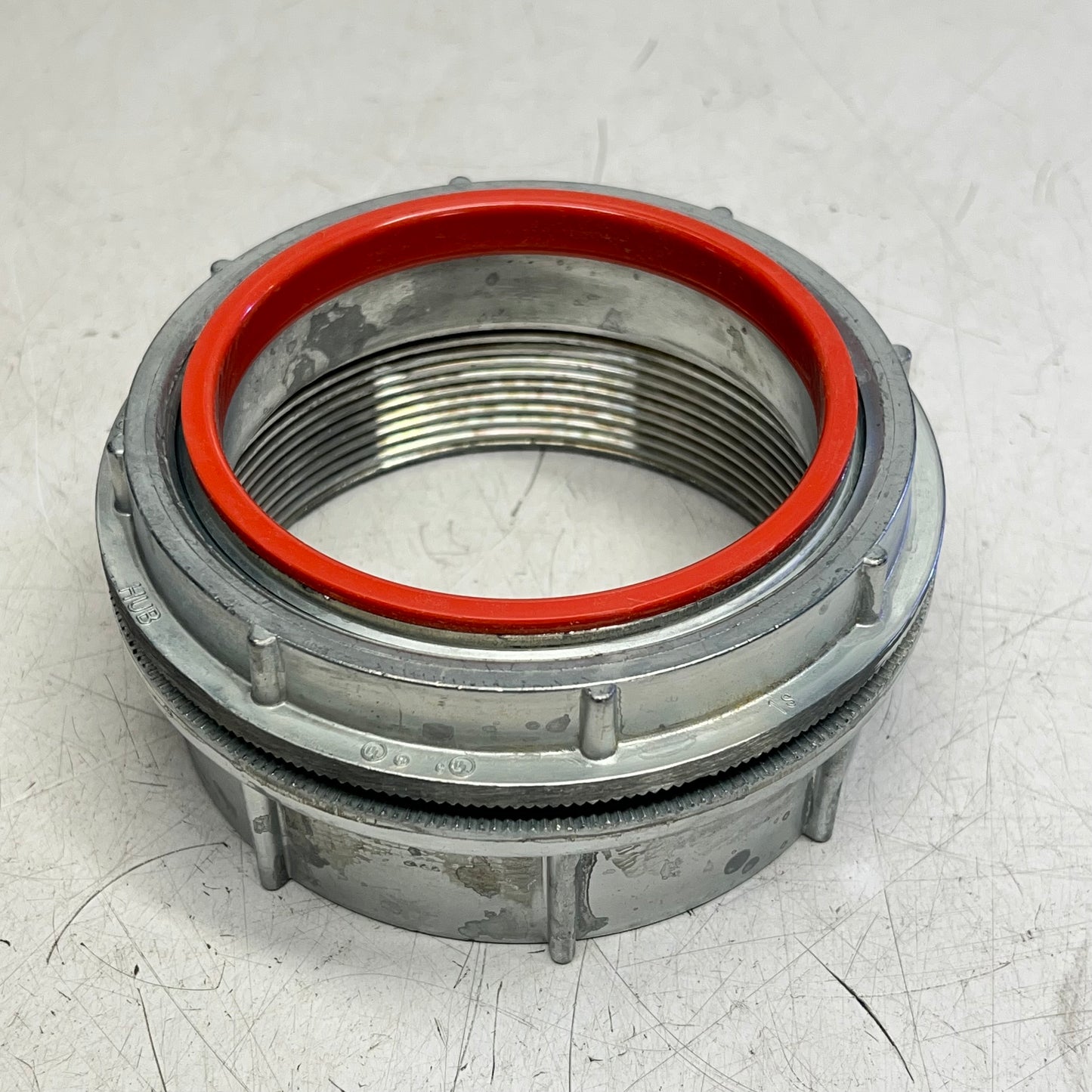 EATON Safety Switch Hub Use w/ Nema 3r 400 A & Above 4" Silver DS400MH
