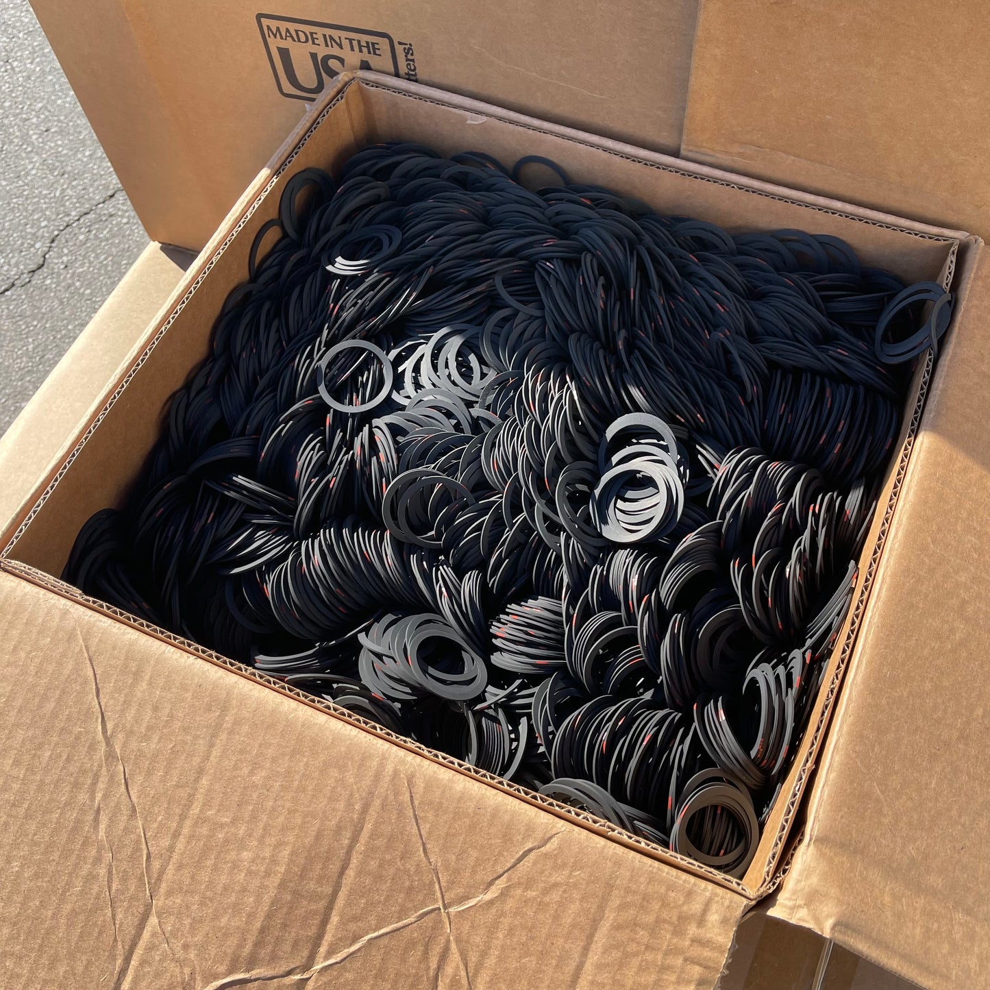 ZA@ Pallet of JASPER RUBBER Round Gaskets 3.5” Dia 002631268 (AS-IS)(A)