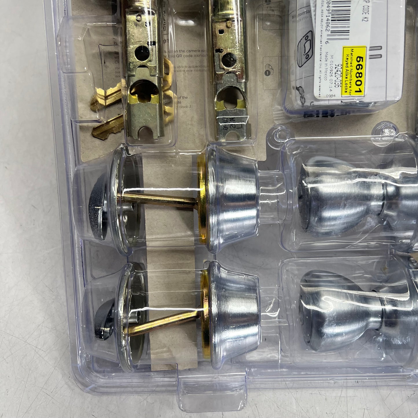 KWIKSET Tylo 400 Knobs & 660 Single Cylinder Deadbolts Satin Chrome 92420-036