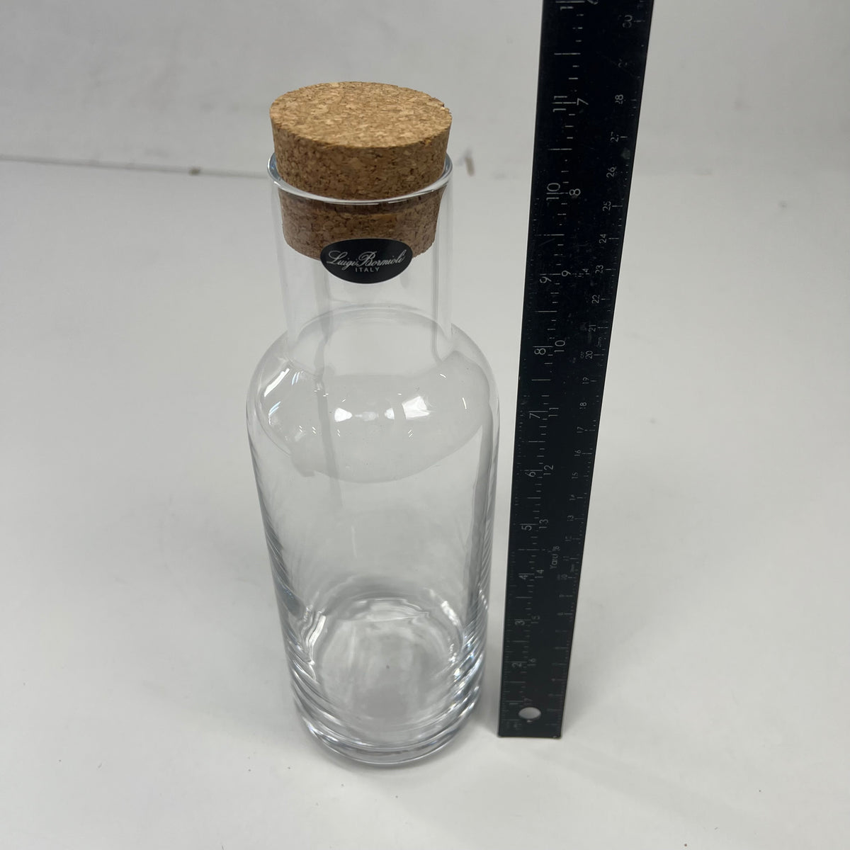 LUIGI BORMIOLI Crystal Glass Sublime Carafe W/ Cork Lid Italy Crafted 34oz Clear
