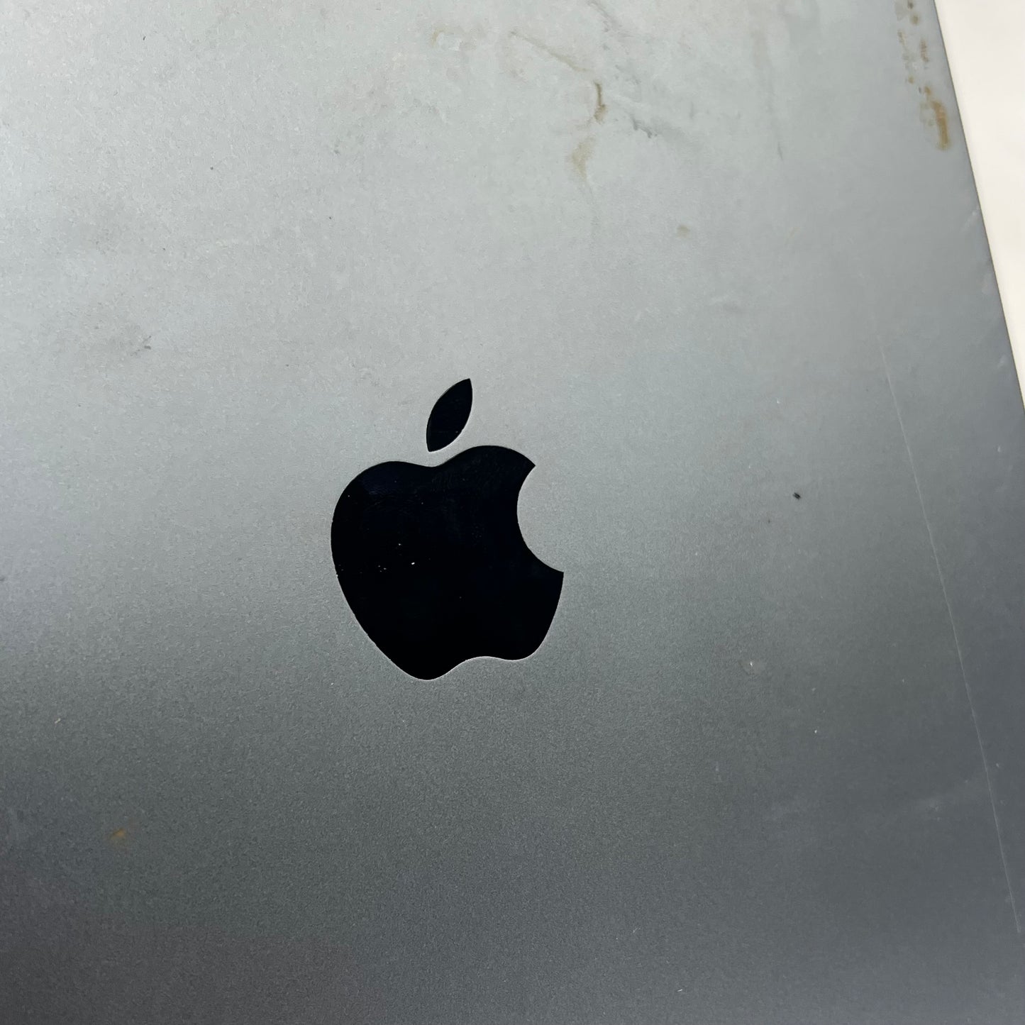 ZA@ APPLE  (LOT OF 2) Ipad Pro 1st Generation (Working & Unlocked) W/ Samsung Galaxy Tab S6 (shattered for Parts)   11" Space Grey A2013 (As-Is)