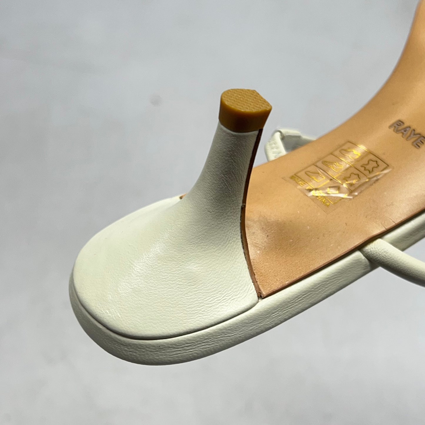 RAYE Rene Sandal Leather Slip-on Kitten Heel Women's Sz 9 Crème (As-Is)