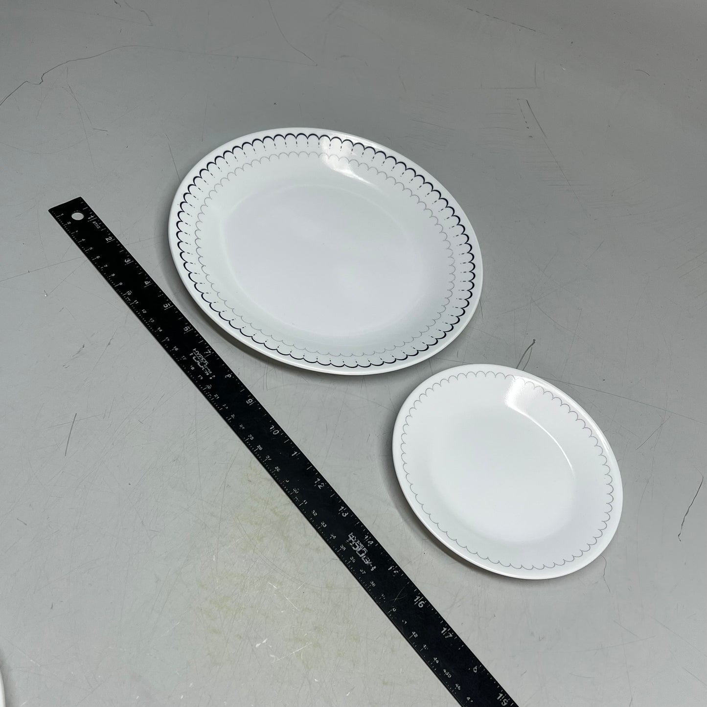 ZA@ CORELLE (18 PIECE SET) Caspin Lace Dinnerware Set Serves 6 People White 1147837