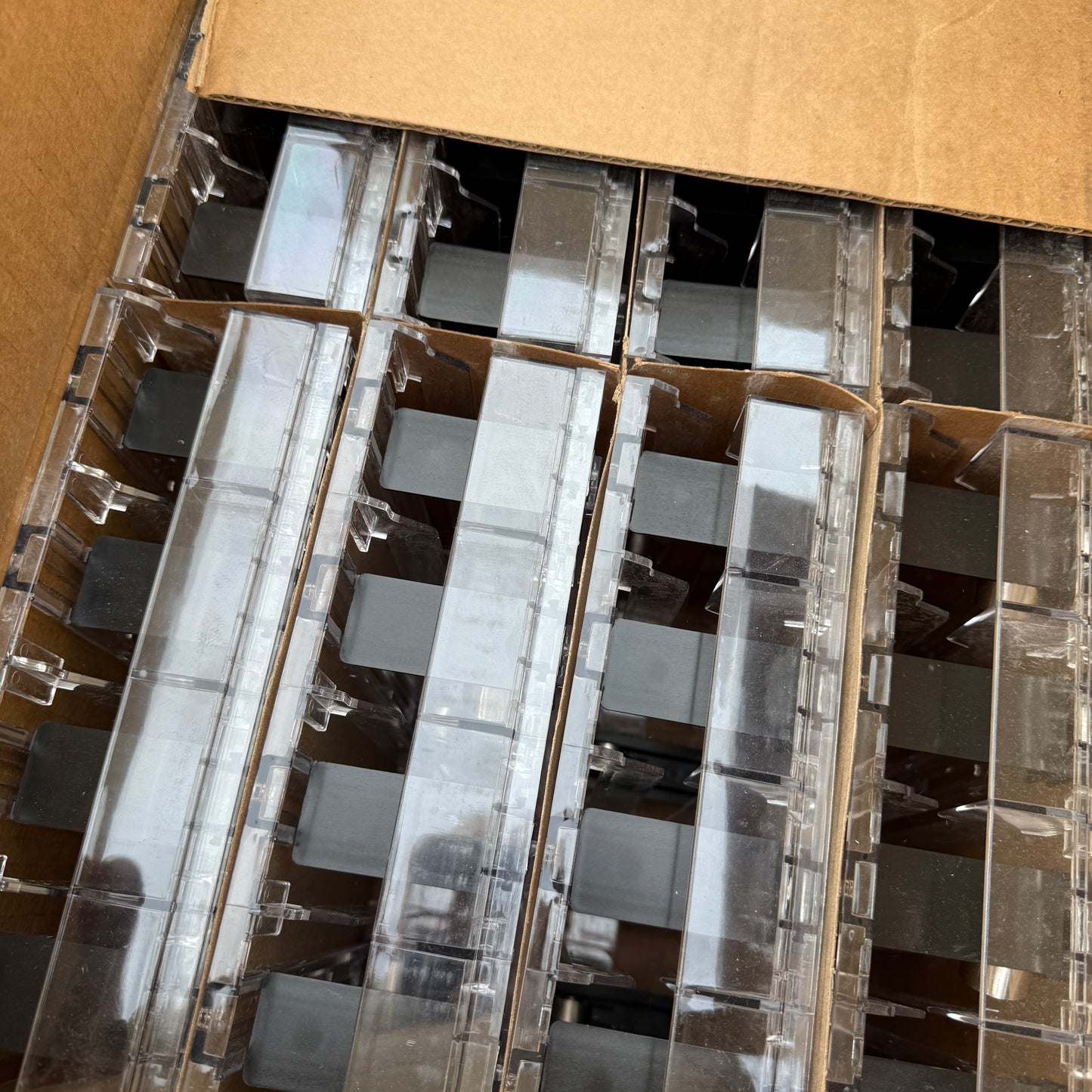 ZA@ Pallet of MIXED Rubber Trim, Plastic Pipes, Coveralls, Broken Putters, & MORE! (AS-IS)