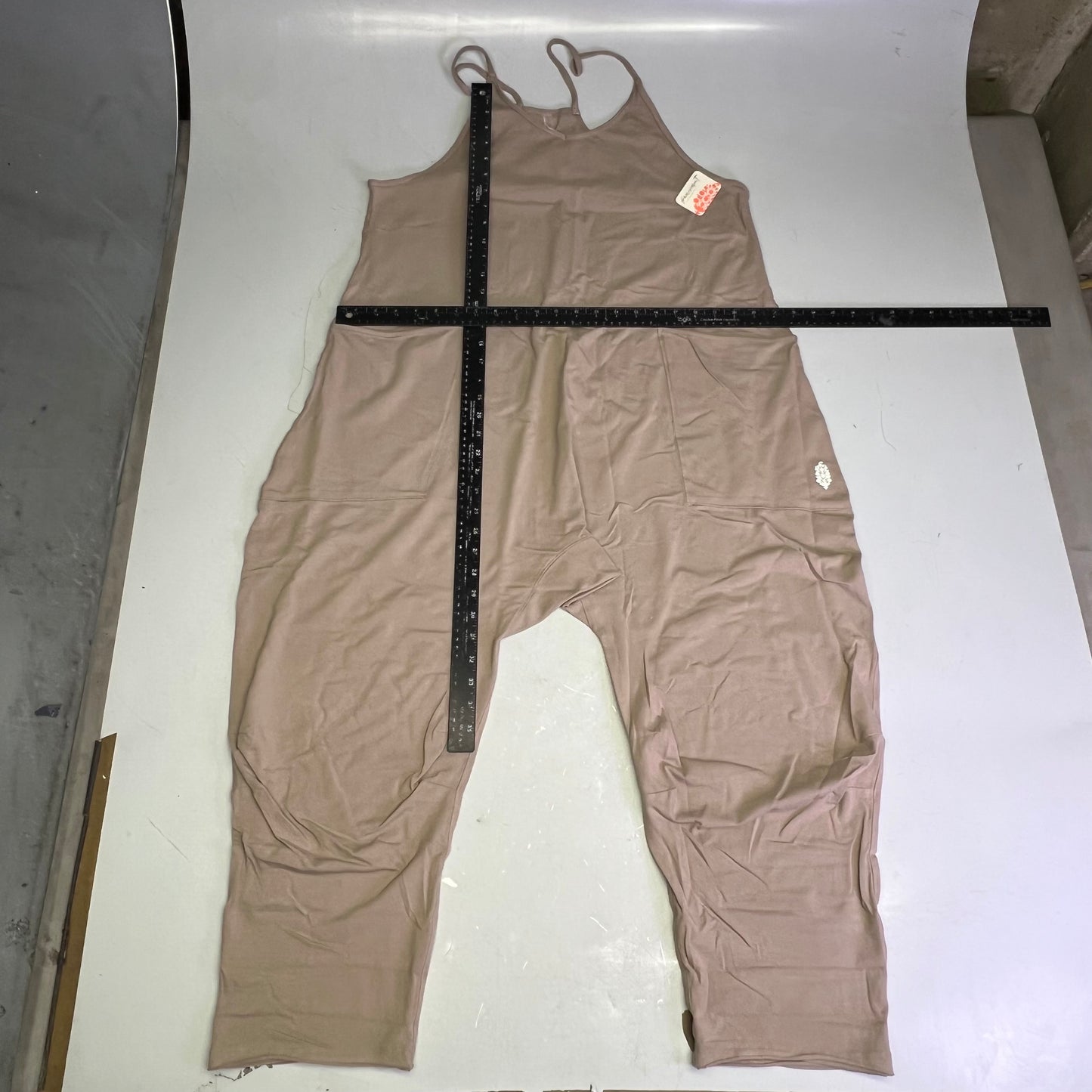 FREE PEOPLE Hot Shot Onesie Relaxed Fit Women's Sz M Mocha Latte 80029523