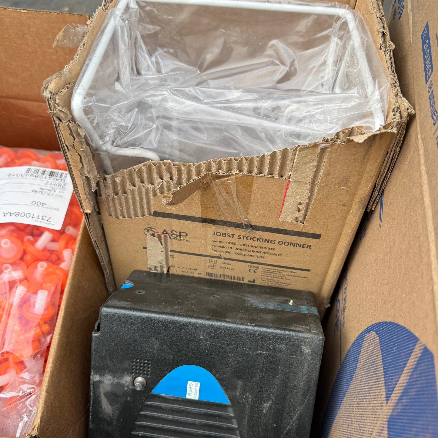 ZA@ Pallet of Rocks, Valves, Knives, Bags, Ketchup, Lids, cover plates, Wheel, Labels, & MORE!