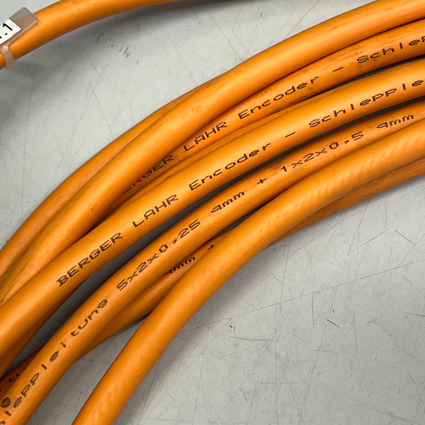 BERGER LAHR Schleppleitung Encoder 5x5x0.25 4mm + 1x2x0.5 4mm Orange M42