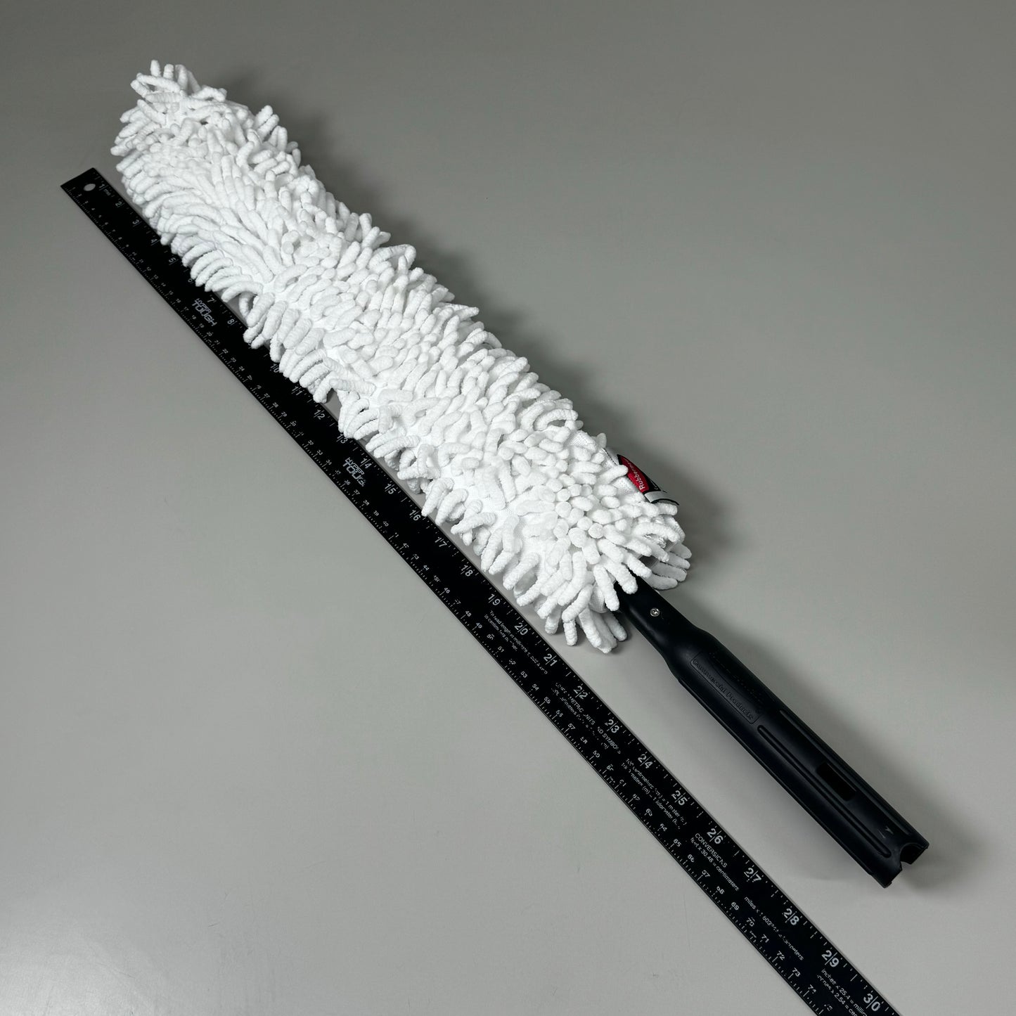 RUBBERMAID Flexible Hygen Microfiber Hi-Performance Wand Duster White 779155