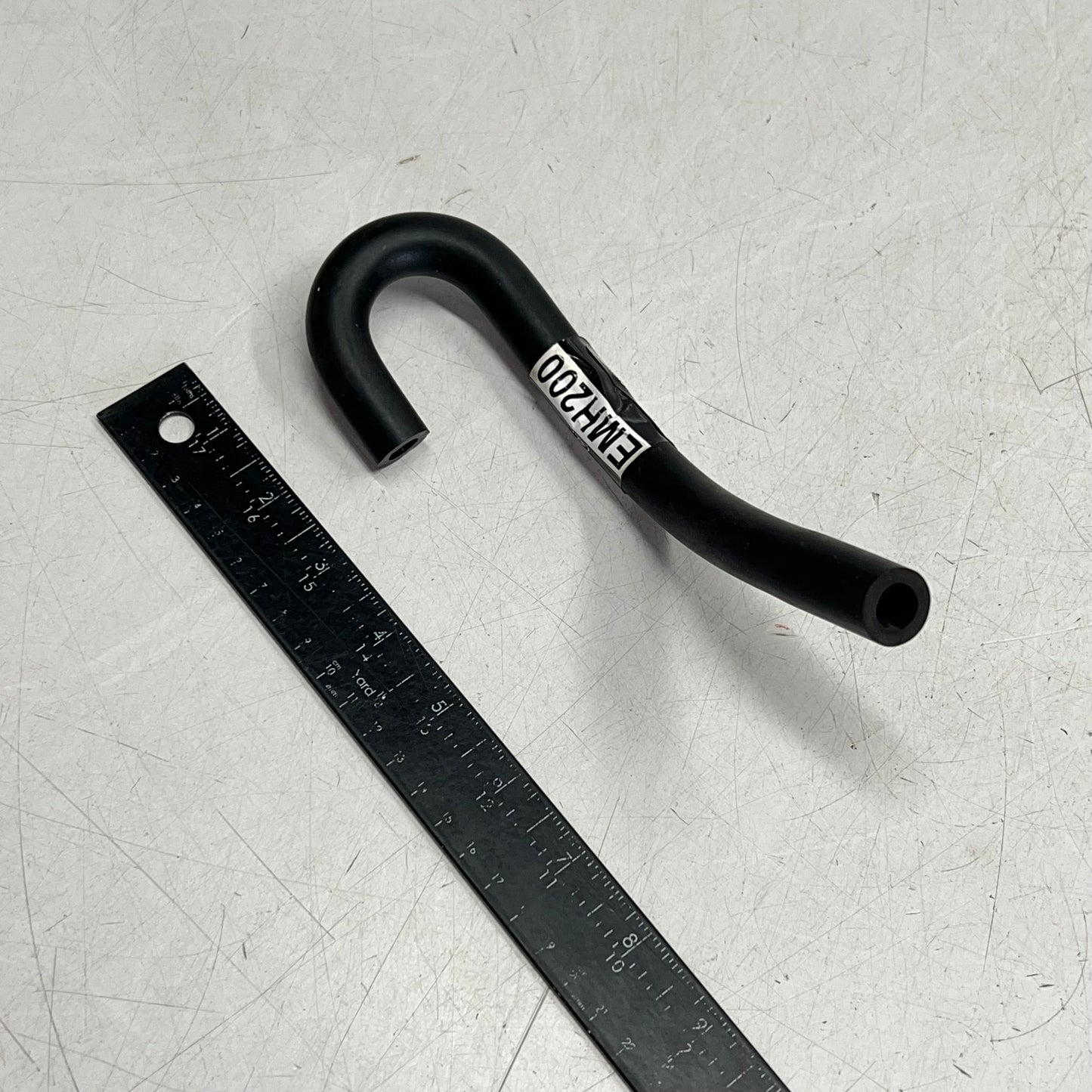GATES Rubber Emission Control Ventilation Hose 12" Black EMH200