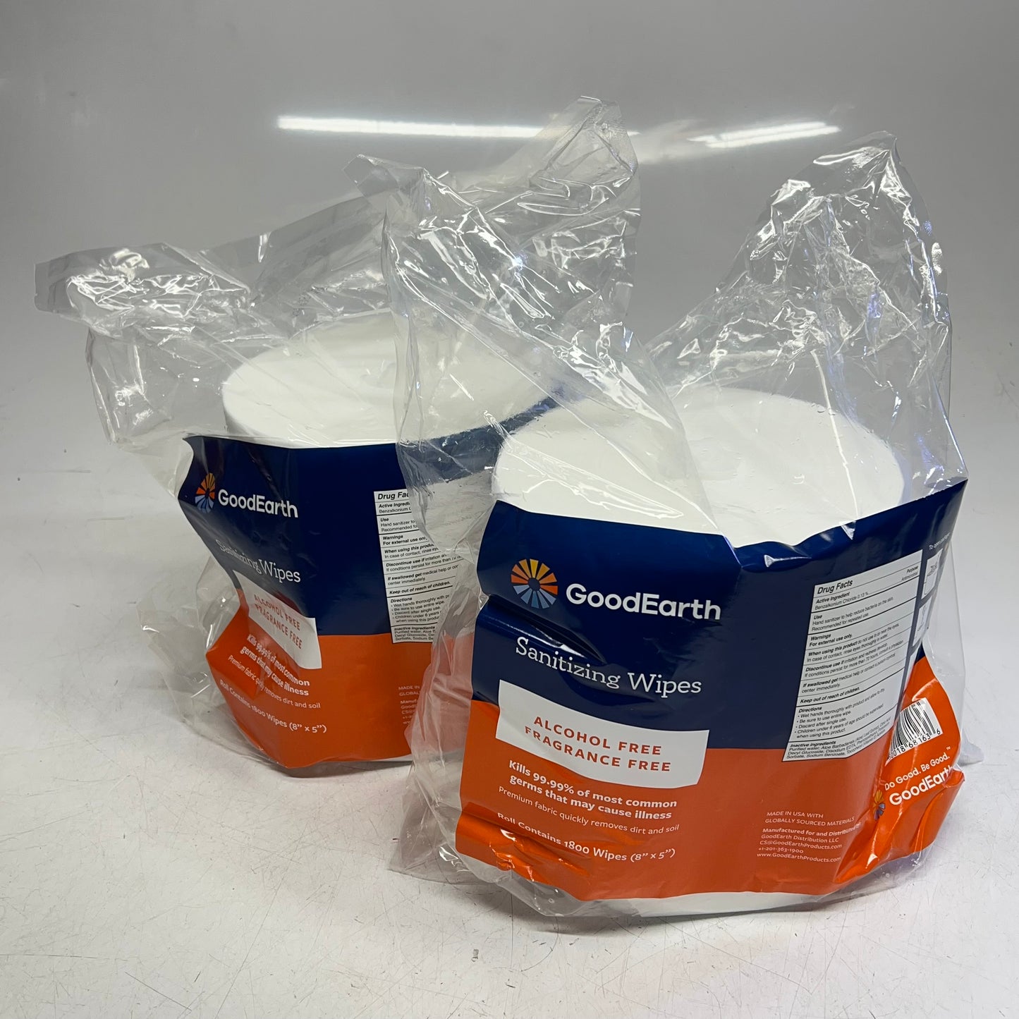 ZA@ GOOD EARTH  (2 PACK, 1800 WIPES EACH)  Sanitizing Wipes  8"x5" White BB 12/27