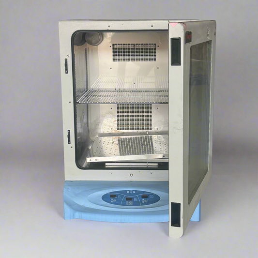 ZA@ THERMO SCIENTIFIC Lab Incubator Skaker 120V 4308 Sz 38.5”Hx30”Lx27”W, Grey (Damaged, AS-IS)