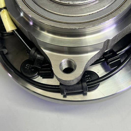 PRECISION Wheel Bearing & Hub Assembly For Ram Vehicles Chrome 515162