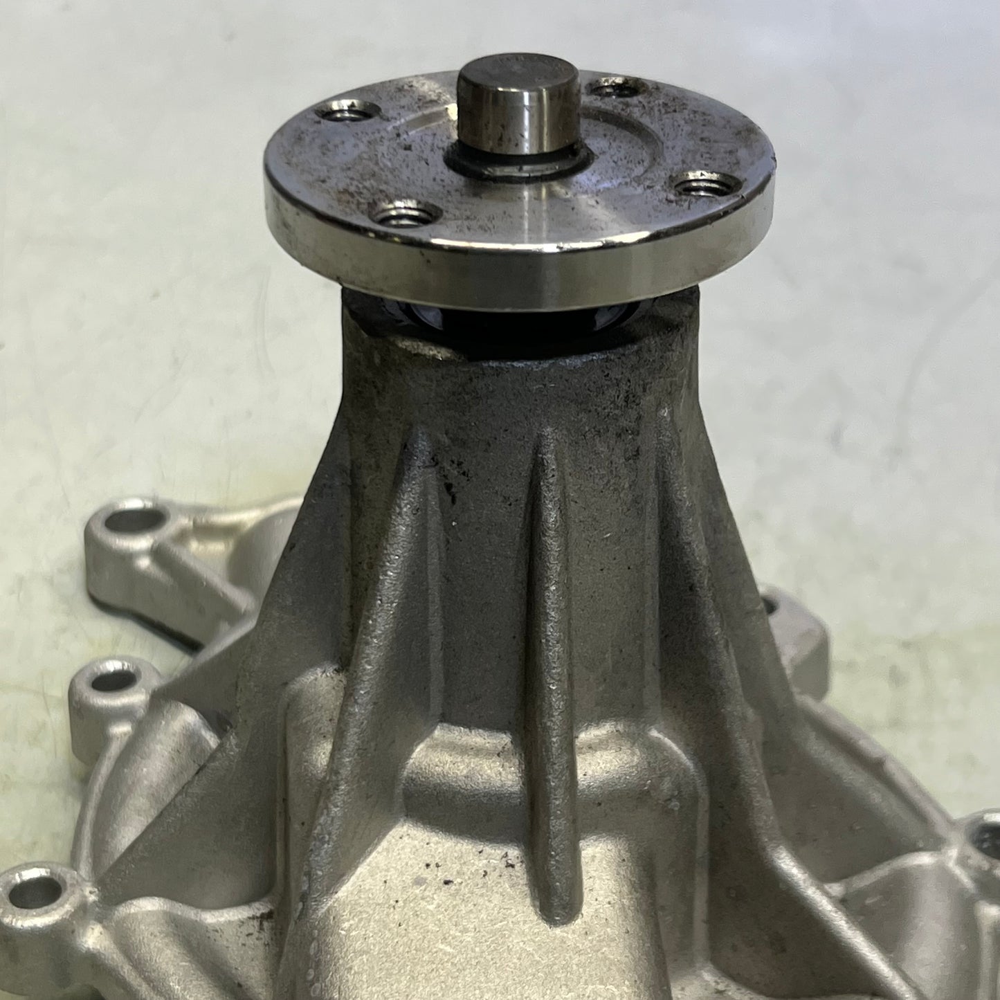 GATES Engine Water Pumps Sz 11"L x 5"H N14324