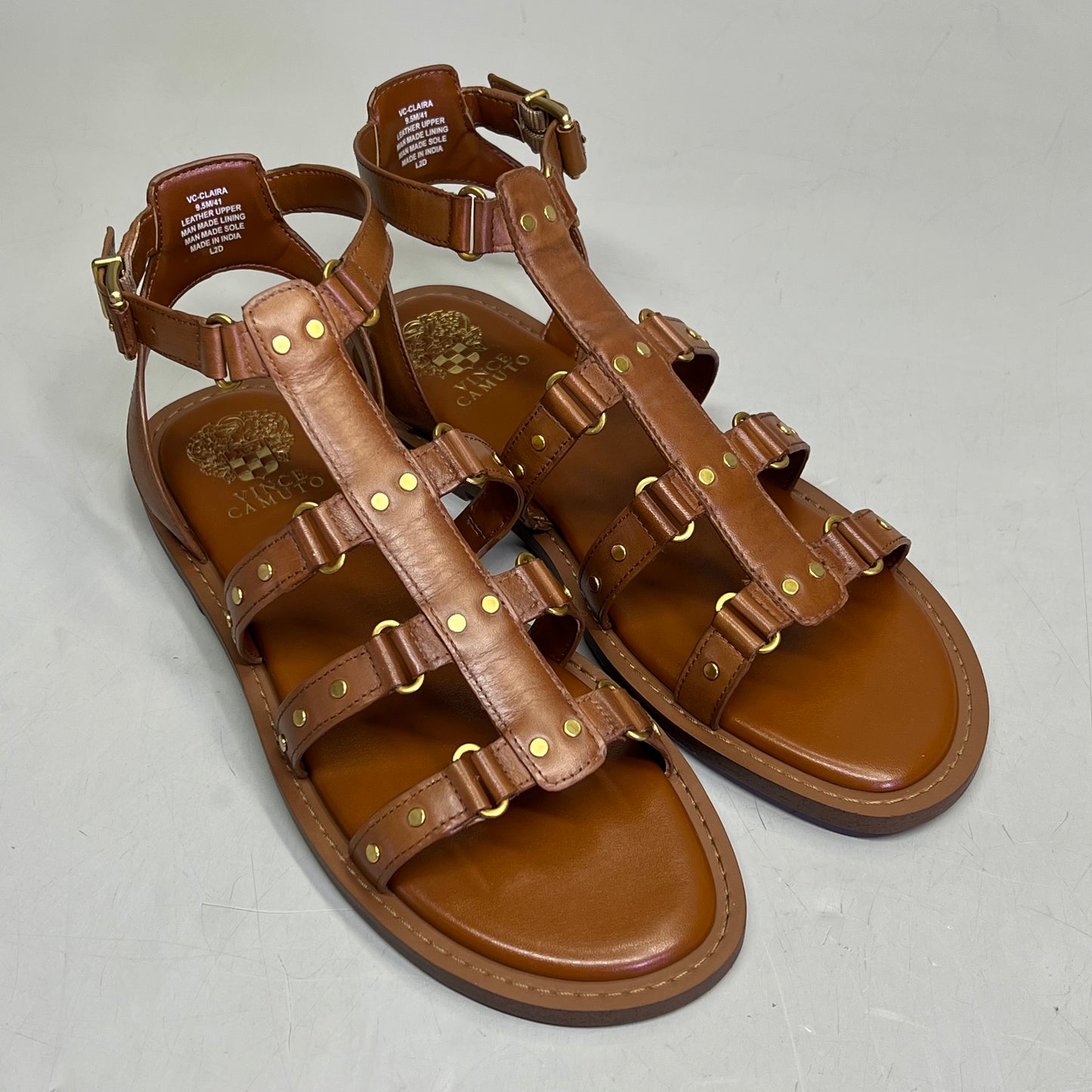 VINCE CAMUTO Leather Studded Gladiator Sandals Women's Sz 9.5M Caramelo VC-Claira
