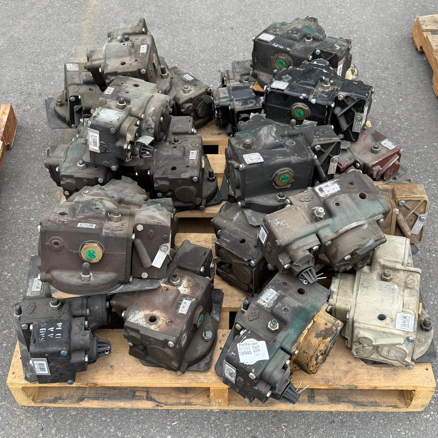 NEW YORK AIR BRAKE (22 Units) Railroad Air Brake Valves, Train Parts (AS-IS)