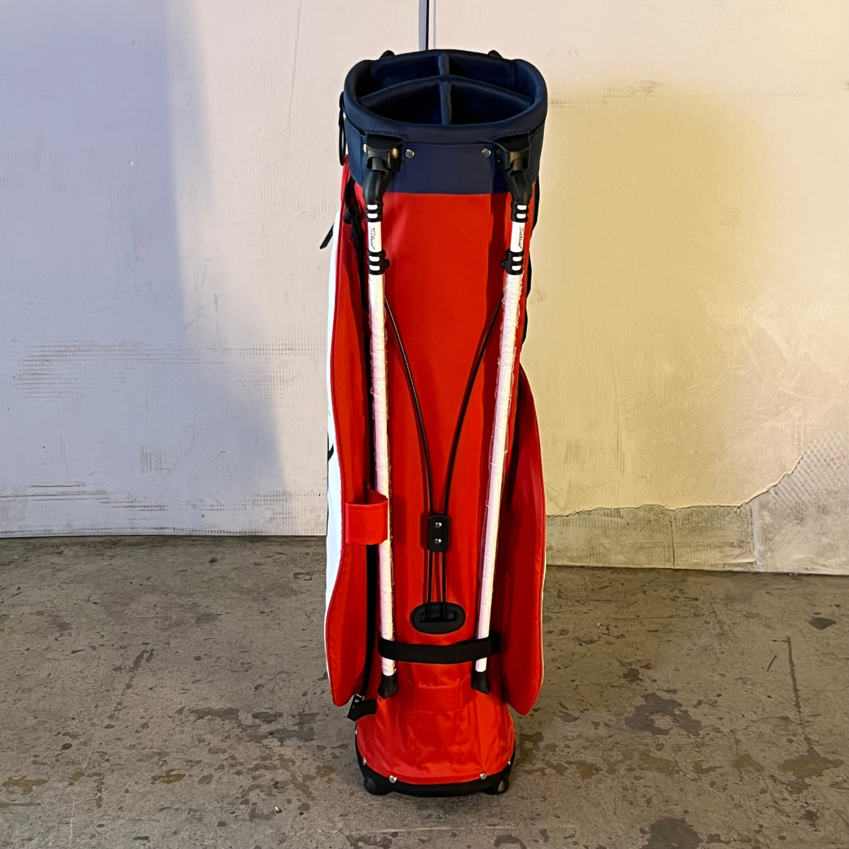FITLEIST Players 5 Stand Bag Sz 34.5"H X 10"L X 8.5"W - Navy & Red TB23SX8-461