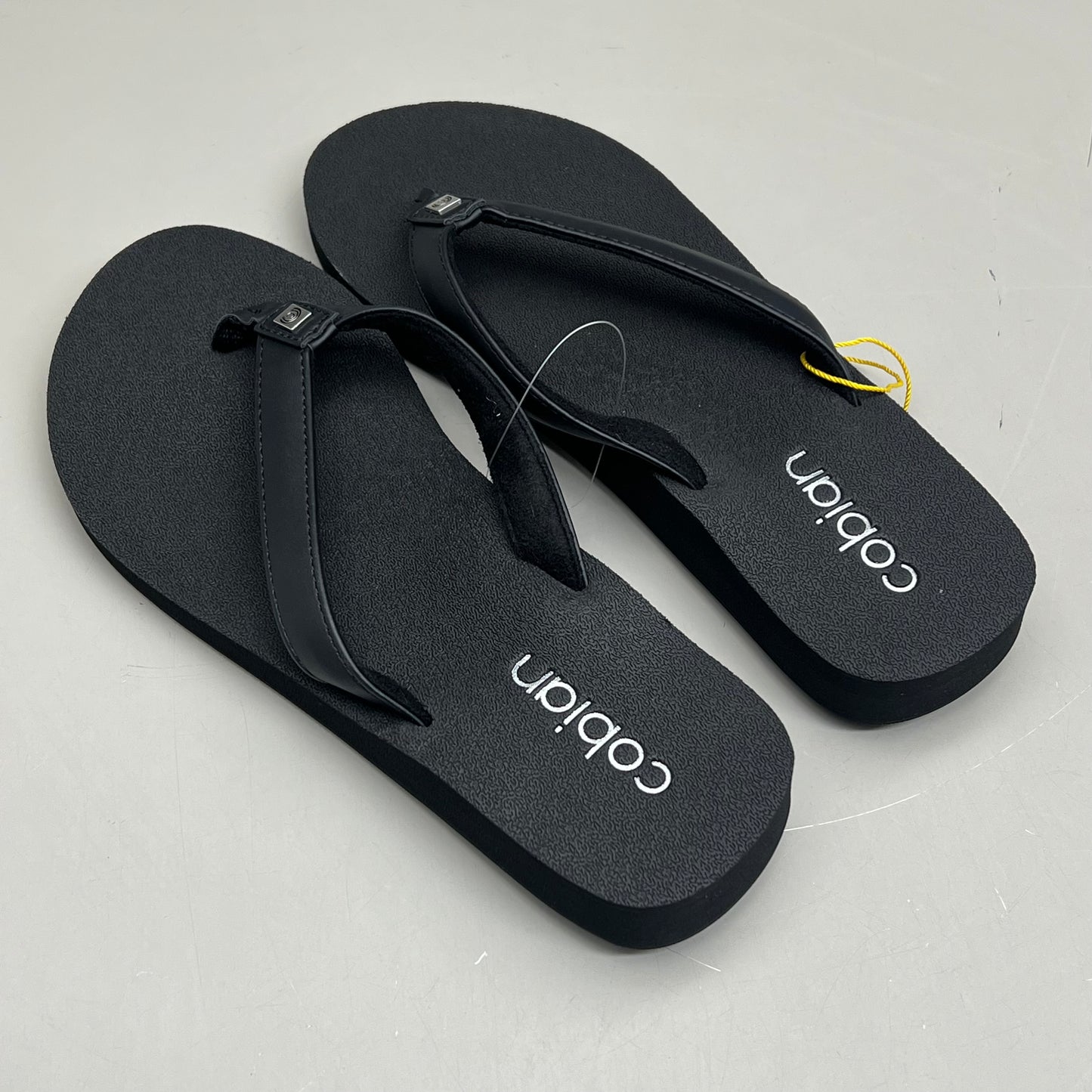 COBIAN Skinny Bounce Comfortable Synthetic Strap Women's Sz 9 Black SKI25-001-09