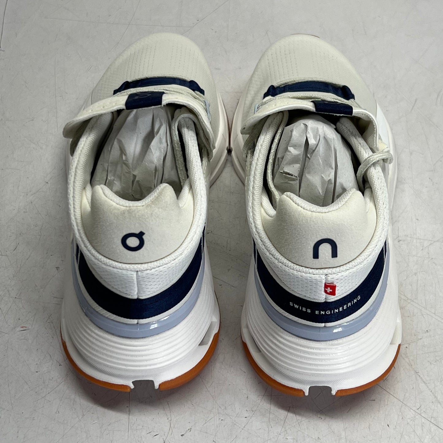 On Cloudnova 2 Casual Shoes Women's Sz 9 Ice/Zodiac