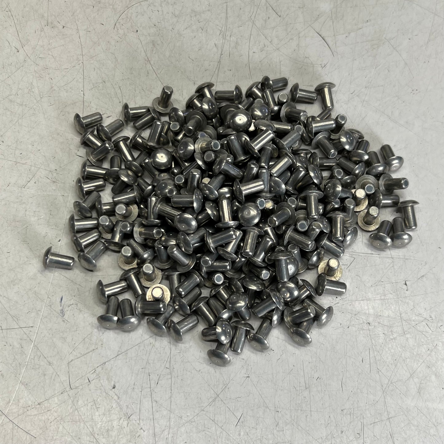AURORA (264 Each) Univ Head Aluminum Rivet Sz 1/4" x 1/2", Grey RVT1-264