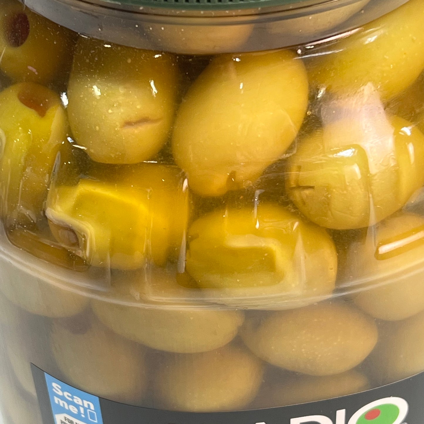 ZA@ MARIO  Queen Olives Stuffed W/ Minced Pimiento Gluten Free Kosher 80 oz BB 01/27