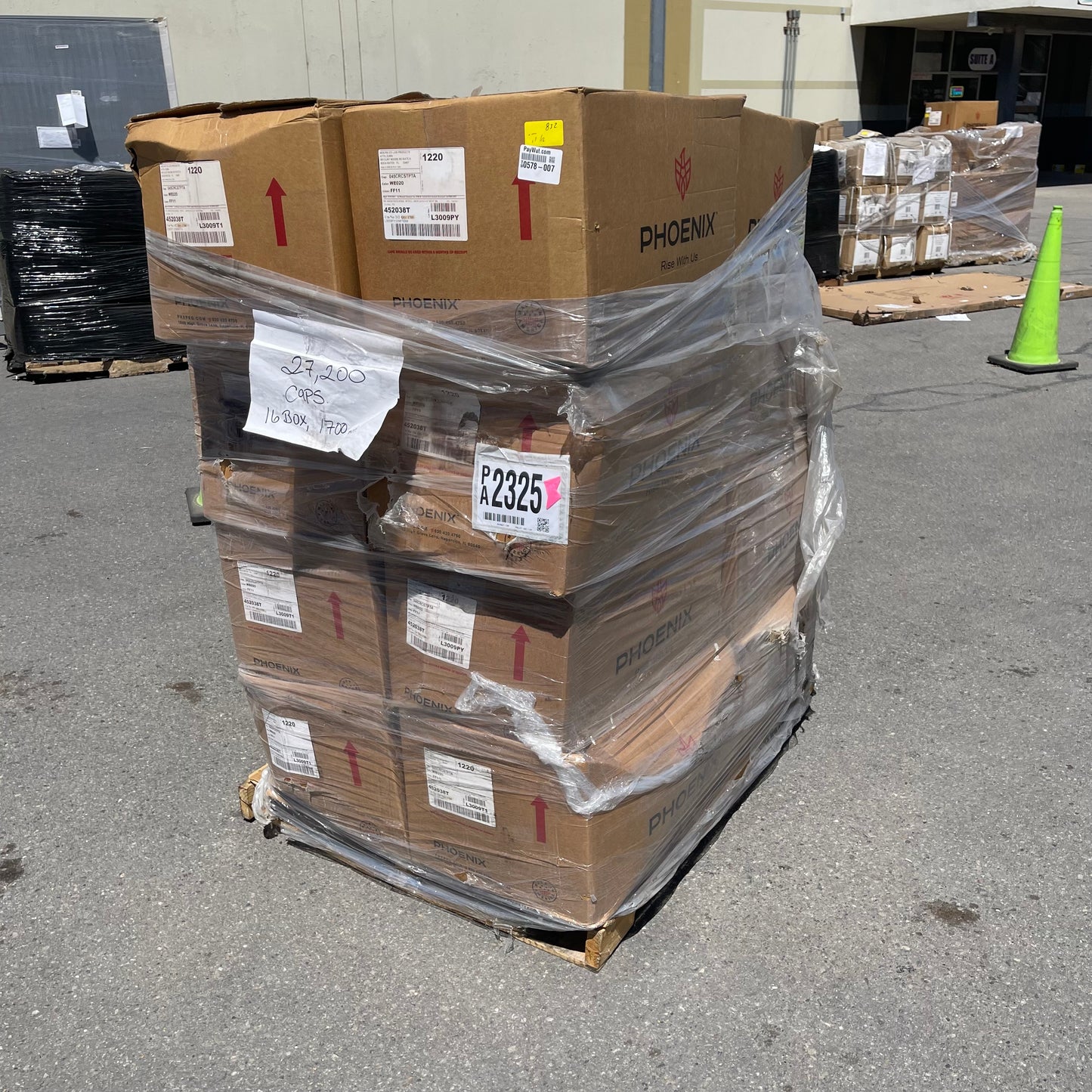 ZA@ Pallet of PHOENIX Safety Lids for Medicine Bottles White 045CRCSTPTA (New)