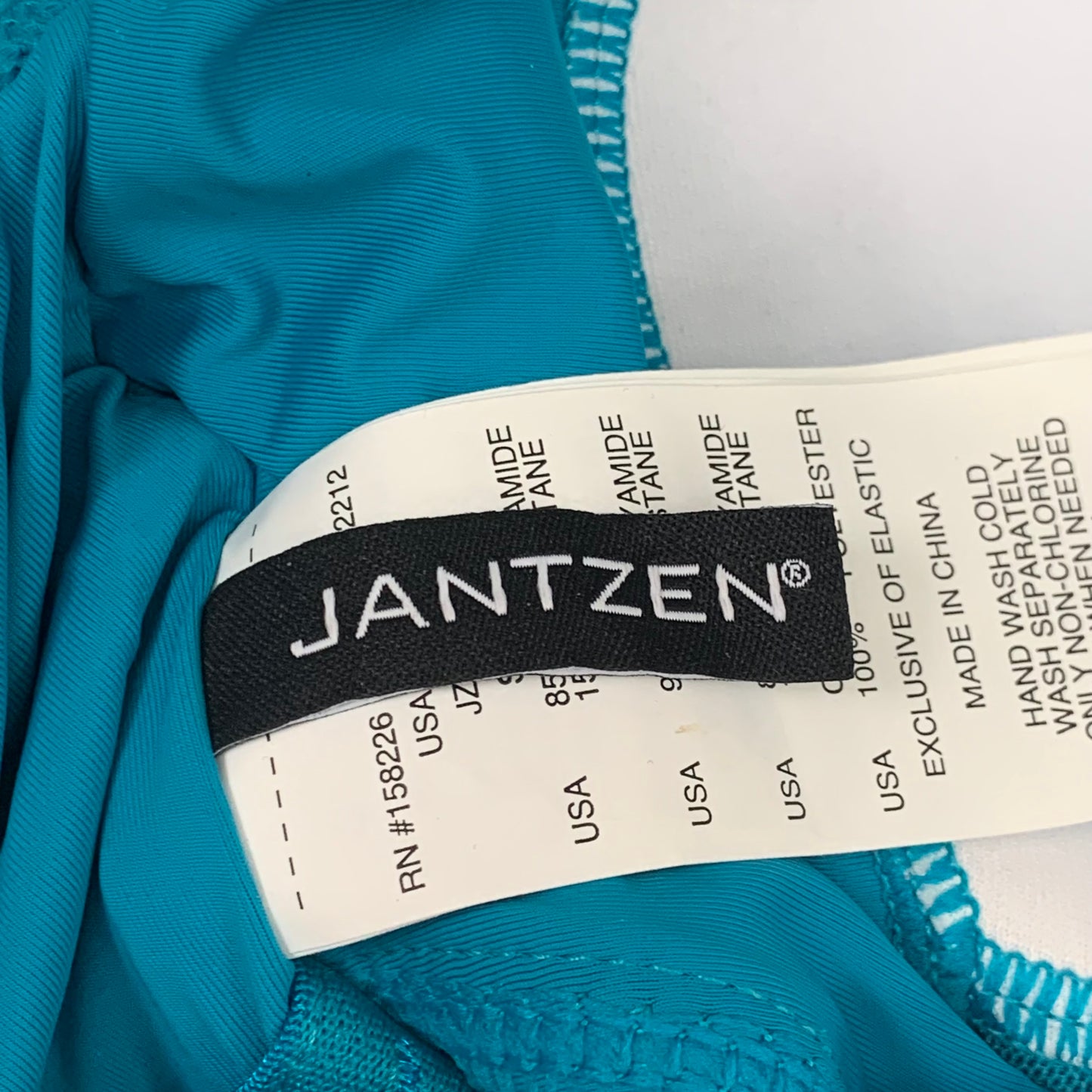 JANTZEN Womens Bathing Suit Solid One Piece Sz-18W Ideal Teal JZ22701M