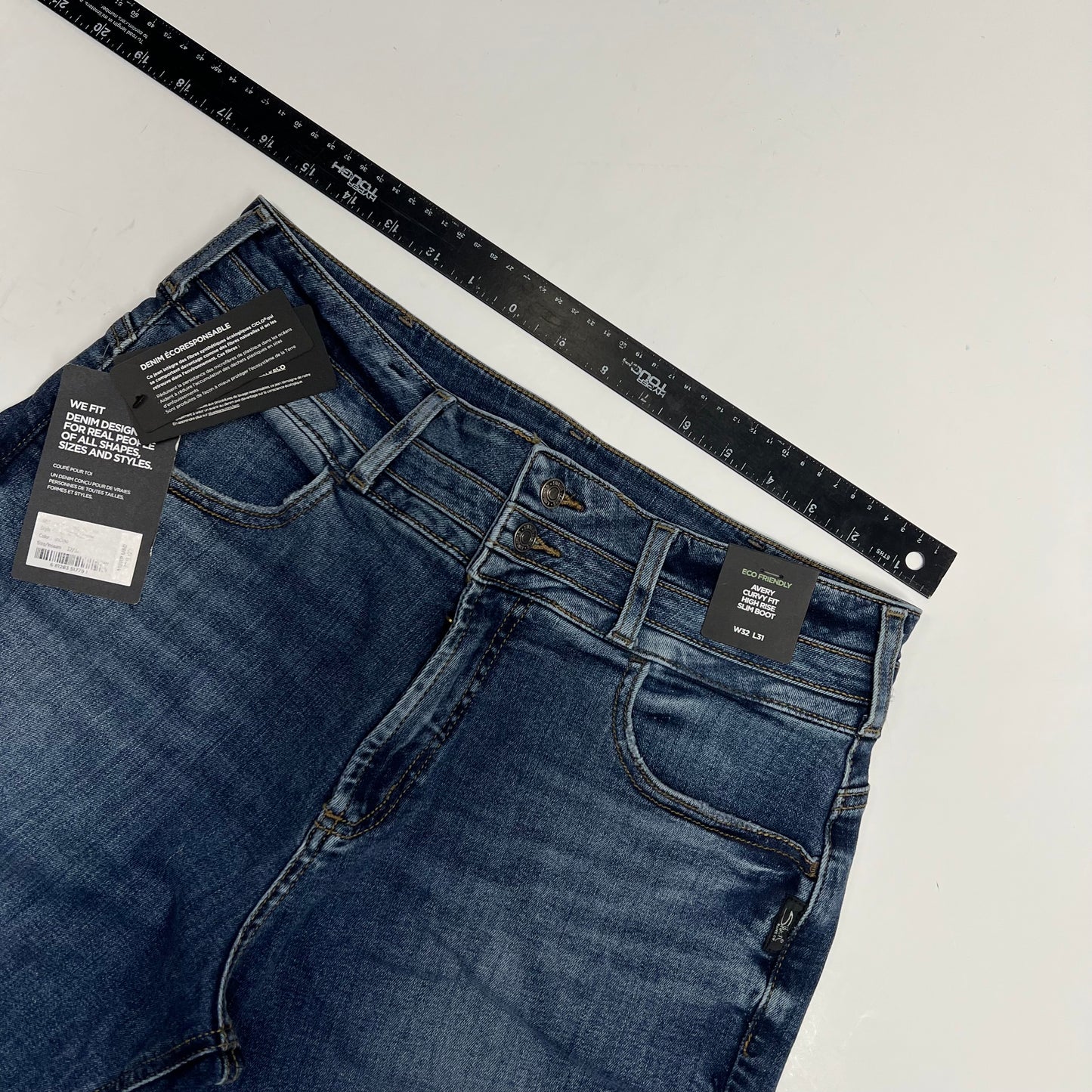 SILVER JEANS CO Curvy Fit High Rise Slim Boot Jeans Womens Sz 32/31 Medium Wash