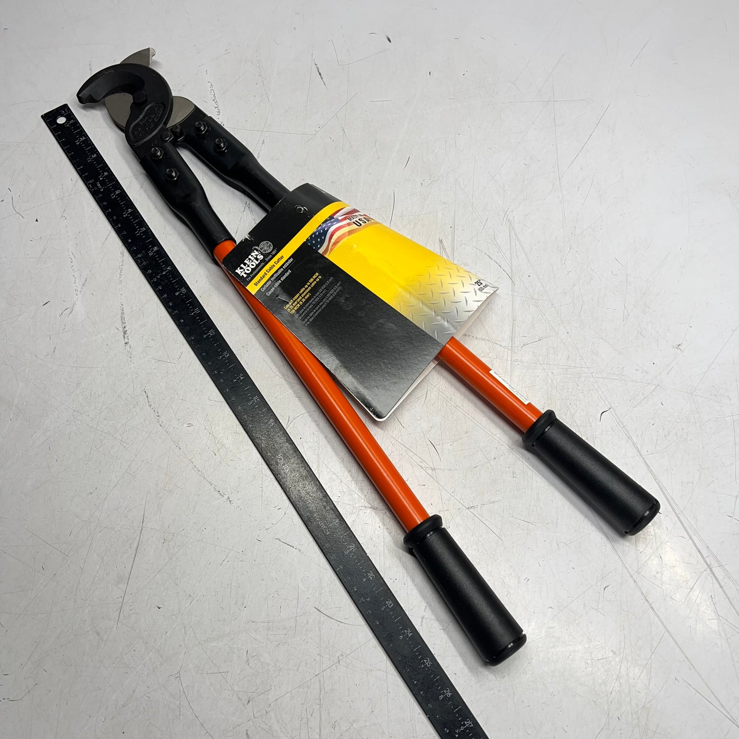 KLEIN TOOLS Standard Cable Cutter Lightweight Efficient 25" Black/Orange 63041