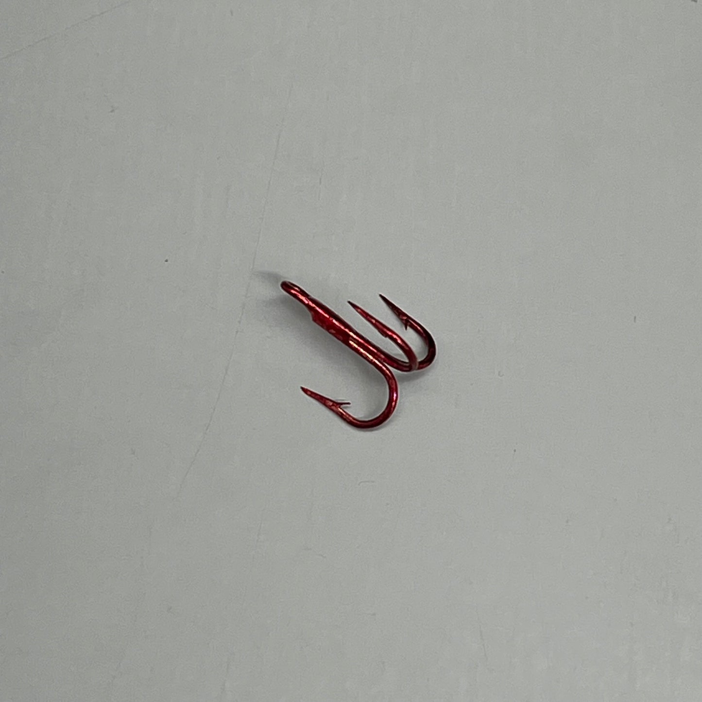 EAGLE CLAW (5 PACK) 3X Treble Regular Round Bend Hook Red #10 20pc L934RDT-10