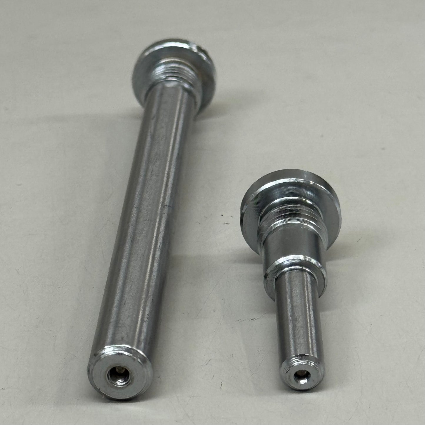 MISHON INC Rocker Arm Shaft 2.2"x0.8"x0.8" Silver 14451-MBV-000