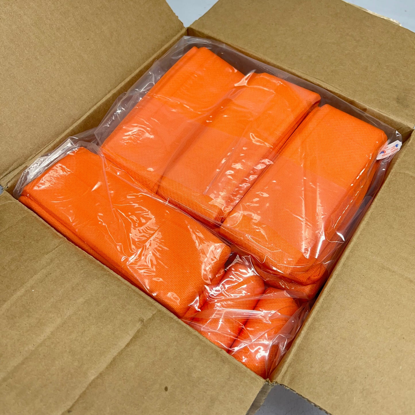 QUICK DAM (30 PACK) Indoor Water Dams 2.5"x4' Gel 3.75 Gal Orange WUB24-30