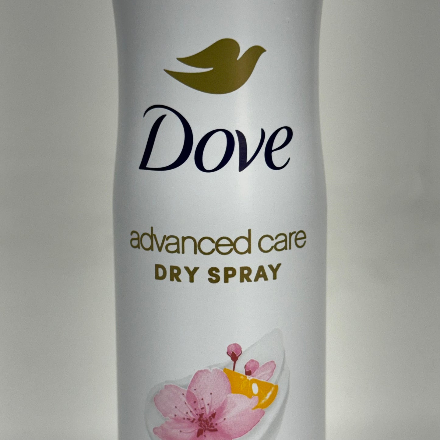DOVE (3 PACK) Advance Care Dry Spray Sakura Blossom & Yuzu 3.8 oz. BB 12/27