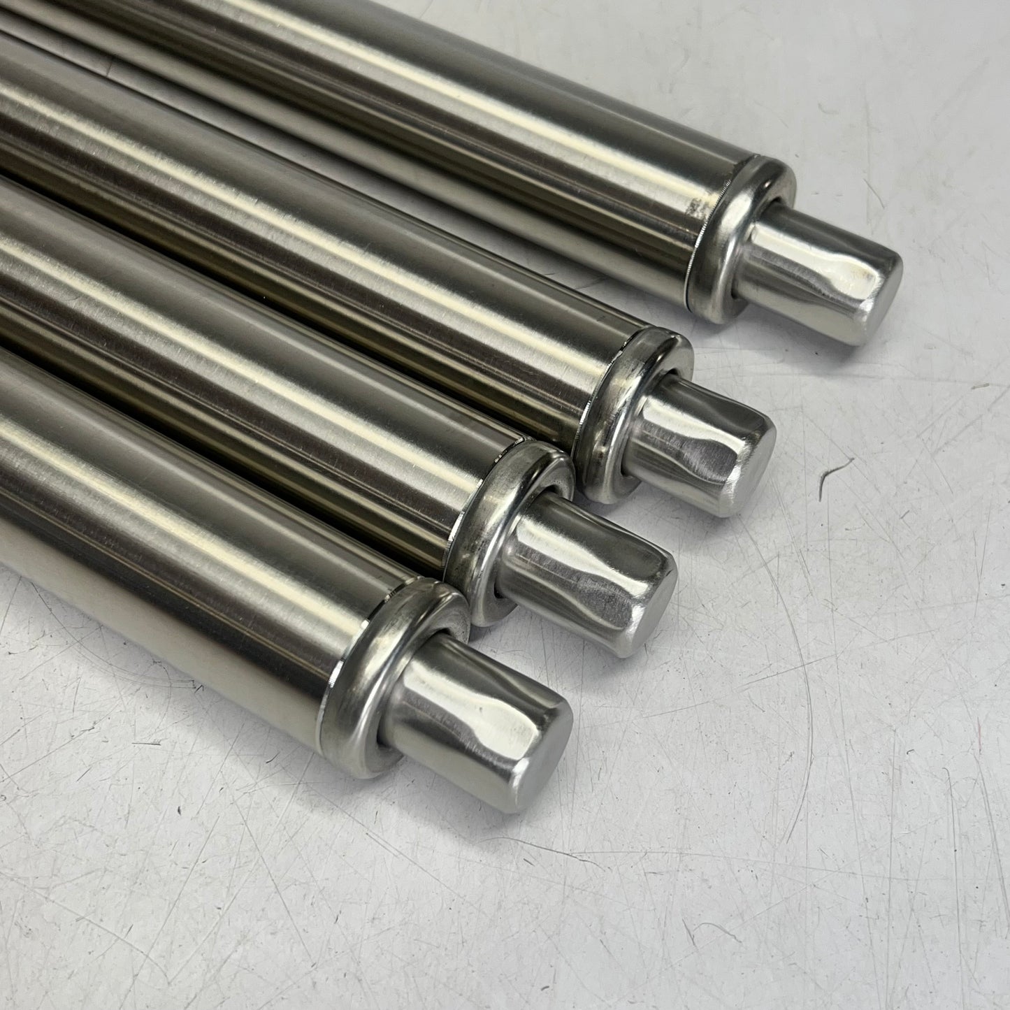 REGENCY Stainless Steel Legs for Sinks 18 1/2" L x 1 5/8" Dia Silver 600LEGSS14