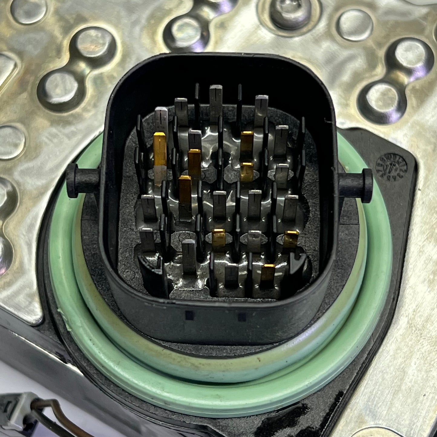 TRANSTAR Remanufactured Solenoid Block For Volkswagen, Dodge, & Chrysler 132420R