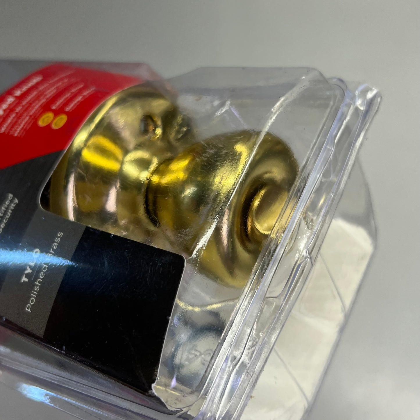 KWIKSET Tylo Polished Brass Entry Door Knob 1-1/3" Polished Brass 94002-828