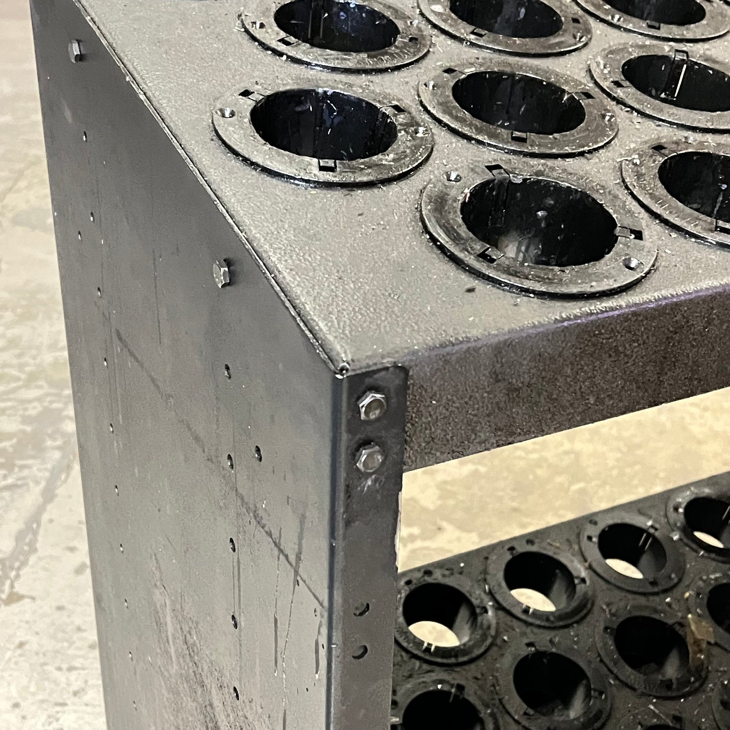 SUPER SCOOT HUOT 12 Gauge Steel Tool Holder Cart 48 Tool Slots (Used)