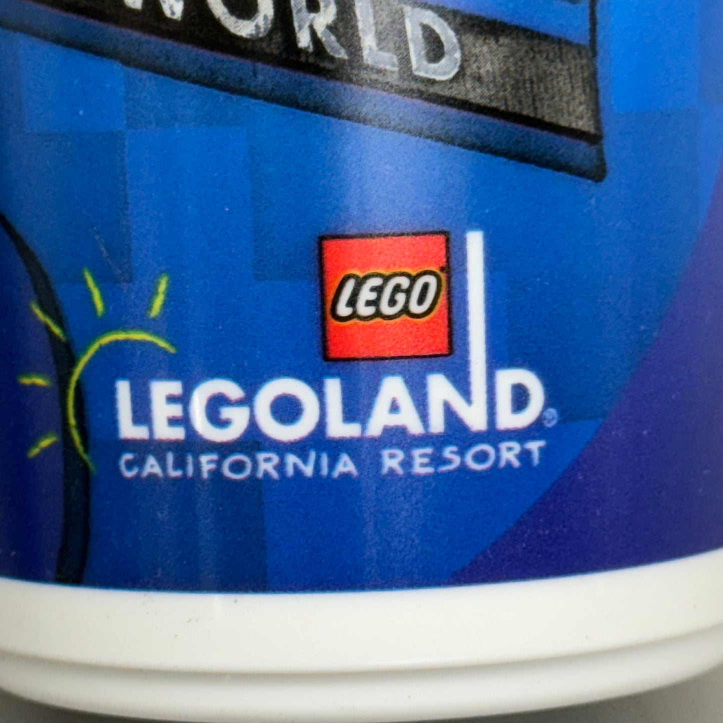 LEGOLAND Lego Movie World (150 PACK) Plastic Cup w/ Lid 12 oz AUTHENTIC! (New)