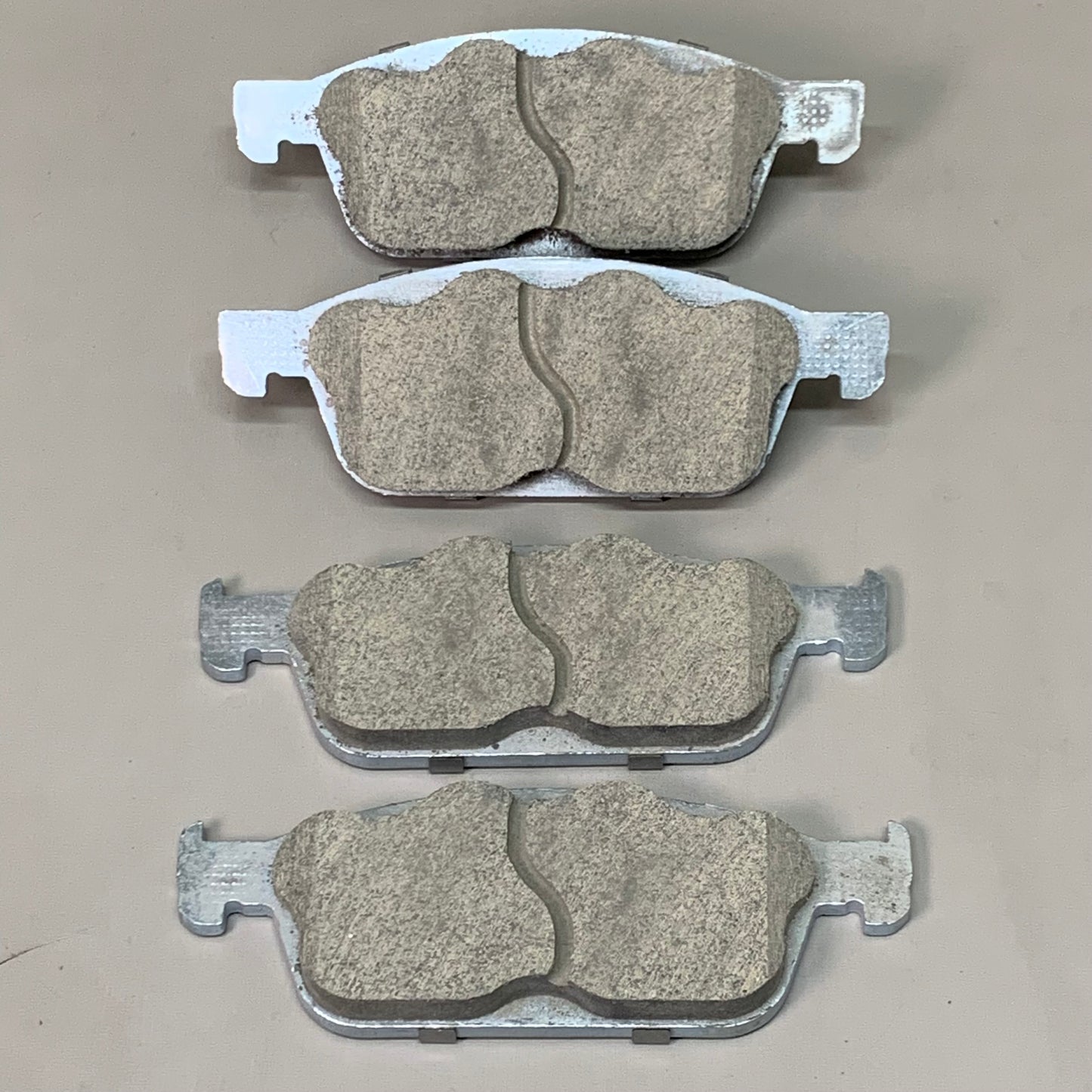 WAGNER OEx Ceramic Disc Brake Pad Set 7" x 3" Grey OEX1645