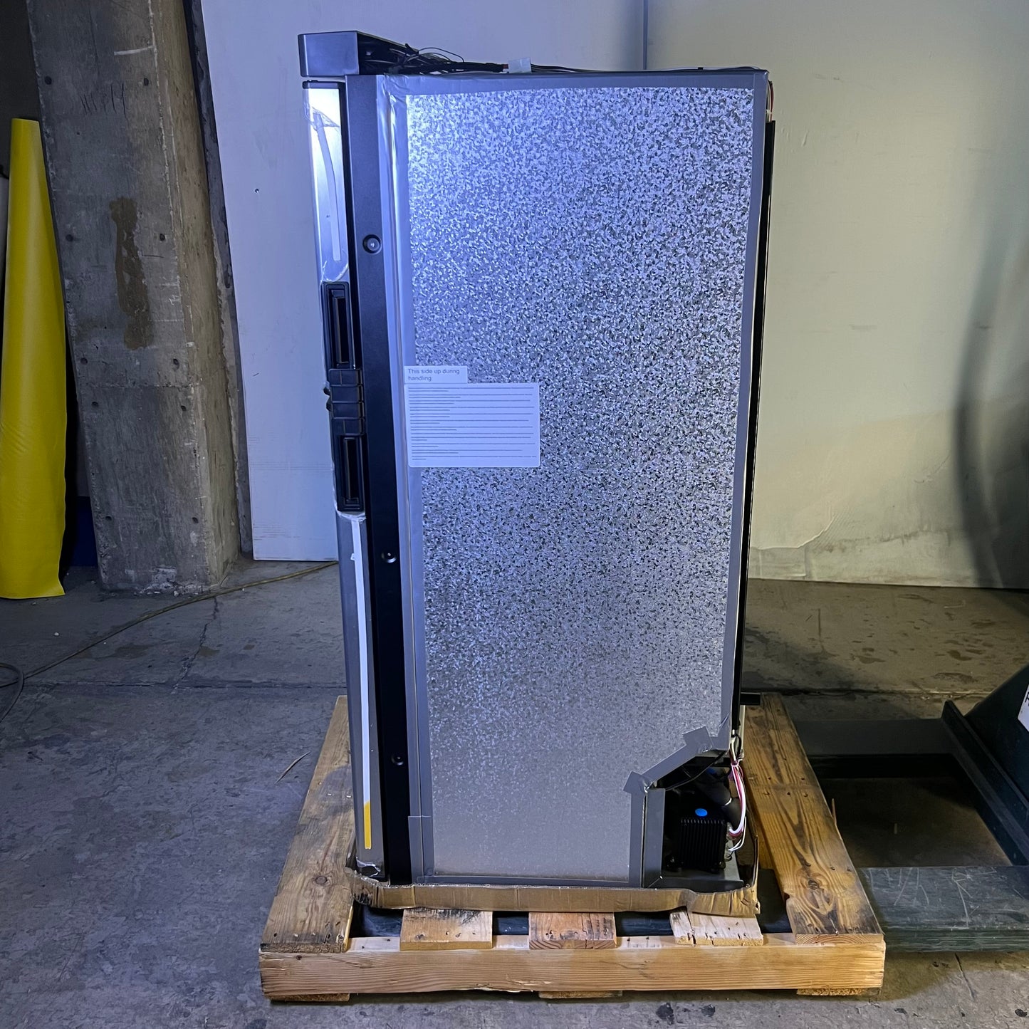 NORCOLD Polar Full Rv Fridge/Freezer 8.2 Cu ft. 12V Stainless N8DCSSL