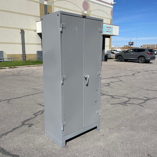 LYON All Welded Industrial Bin Cabinet W/ 64 Bins 82”x36”x21” Grey DD1122