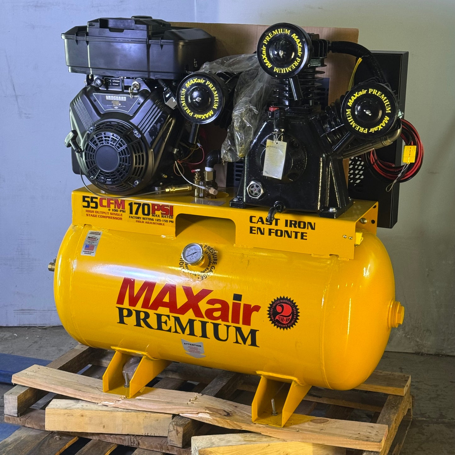 MAXAIR Premium Truck Mount Air Compressor - 18 HP, 55 Gal, 170 PSI 18G55TRKE-H-MAP (New Other, Distressed Box)