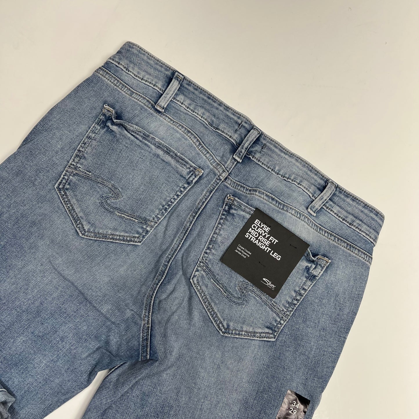 SILVER JEANS CO Elyse Curvy Fit Mid Rise Straight Leg Women's Size 34/29 Indigo
